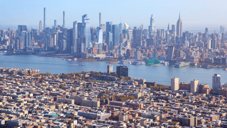 2023-09-Headers-Alt-NJ-Hotels-Near-NYC